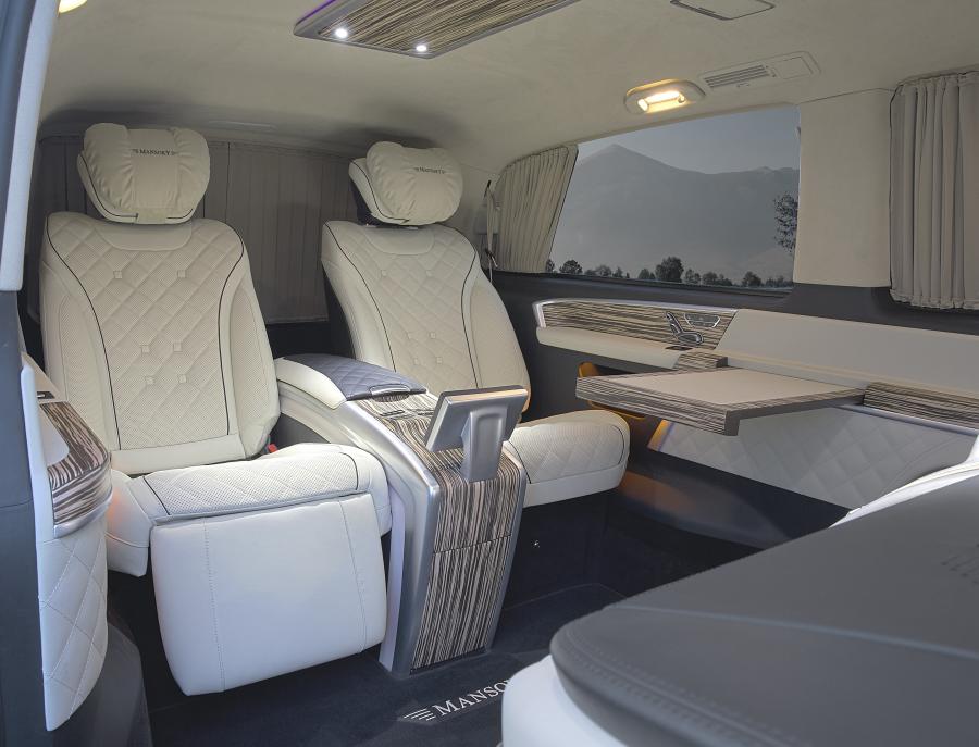 Интерьер Mercedes-Benz V-Class by Mansory 2017 года  (фото 4 из 4)